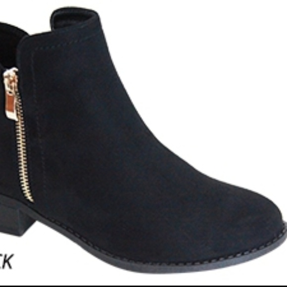 WOMENS SIDE ZIP FAUX SUEDE ANKLE BOOTIES - Picture 2 of 4